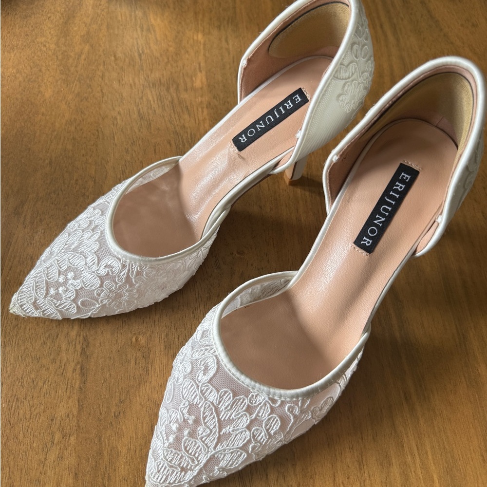Women's Cream Lace Heel/pump